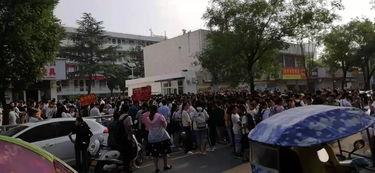 吴川小学爆料事件最新,真相揭开，家长学生热议校园安全问题